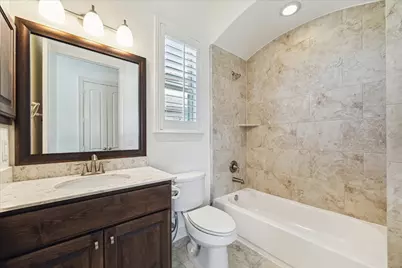 4706 Bellwood Springs Lane, Sugar Land, TX 77479 - Photo 17