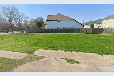 6318 Ferris Drive, Houston, TX 77081 - Photo 3