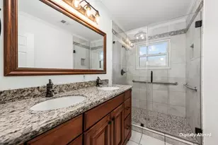 1419 S Durant St, Alvin, TX 77511 - Photo 17
