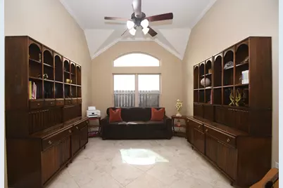 9415 Chase Hollow Lane, Cypress, TX 77433 - Photo 17