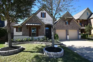 9415 Chase Hollow Ln, Cypress, TX 77433 - Photo 1