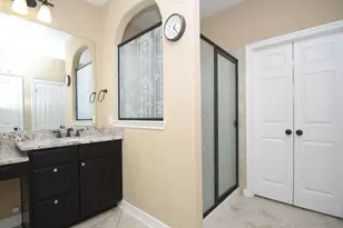 9415 Chase Hollow Ln, Cypress, TX 77433 - Photo 25