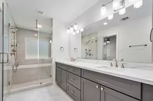 10218 Moorberry Ln, Houston, TX 77043 - Photo 15