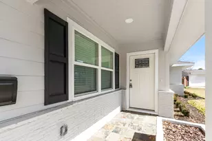 10218 Moorberry Ln, Houston, TX 77043 - Photo 3