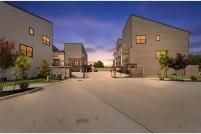 11925 N Hoa Sen Cir, Houston, TX 77072 - Photo 39