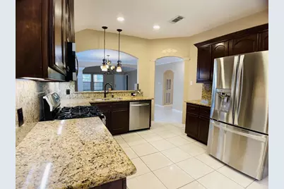 9715 Raul Hector Drive, Houston, TX 77075 - Photo 5