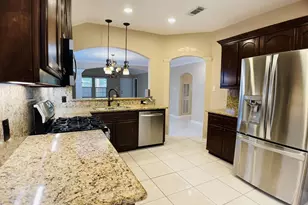 9715 Raul Hector Dr, Houston, TX 77075 - Photo 5