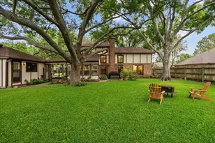 1810 Hunt Dr, Friendswood, TX 77546 - Photo 39