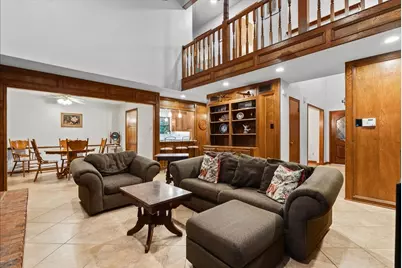 1810 Hunt Drive, Friendswood, TX 77546 - Photo 9