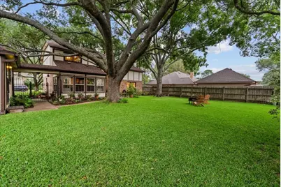 1810 Hunt Drive, Friendswood, TX 77546 - Photo 41