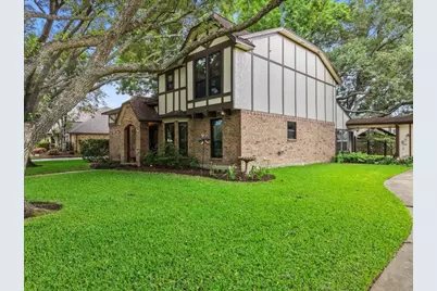 1810 Hunt Drive, Friendswood, TX 77546 - Photo 7