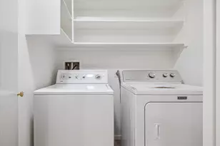 259 Litchfield Ln, Houston, TX 77024 - Photo 19