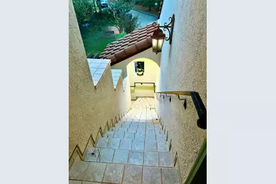 7 Moatwood Court, The Woodlands, TX 77382 - Photo 23