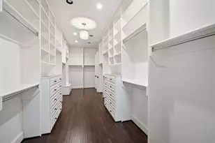 7 Moatwood Ct, The Woodlands, TX 77382 - Photo 17