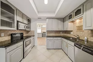 1746 S Gessner, Houston, TX 77063 - Photo 7