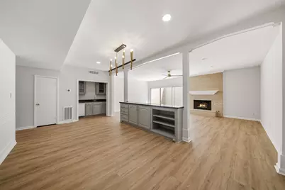1746 S Gessner, Houston, TX 77063 - Photo 11