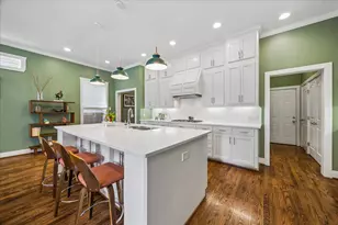 924 Alexander St, Houston, TX 77008 - Photo 13
