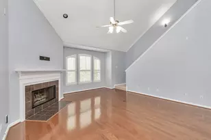 2901 W Dallas St, Houston, TX 77019 - Photo 11