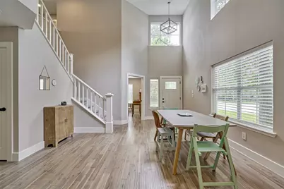38 E Gaslight Place, The Woodlands, TX 77382 - Photo 5
