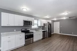 3007 Tuam St, Houston, TX 77004 - Photo 7