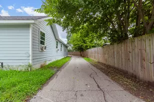 3007 Tuam St, Houston, TX 77004 - Photo 5