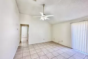13753 Sablecrest St, Houston, TX 77014 - Photo 5