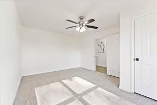 6030 Beaudry Dr, Houston, TX 77035 - Photo 9