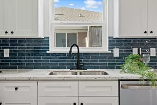 6030 Beaudry Dr, Houston, TX 77035 - Photo 23