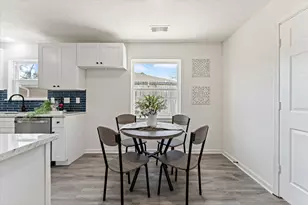 6030 Beaudry Dr, Houston, TX 77035 - Photo 19