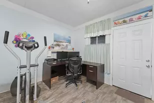 2212 32nd St, Galveston, TX 77550 - Photo 15