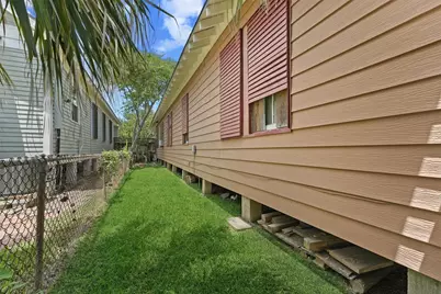 2212 32nd Street, Galveston, TX 77550 - Photo 27