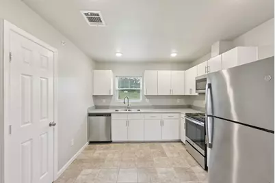 274 Plez Morgan Drive #B, Montgomery, TX 77356 - Photo 11