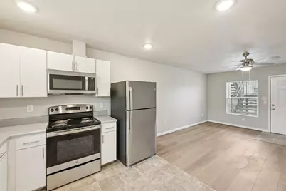 274 Plez Morgan Drive #B, Montgomery, TX 77356 - Photo 15