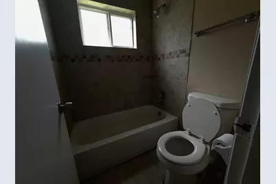 4614 27th Street, Dickinson, TX 77539 - Photo 11