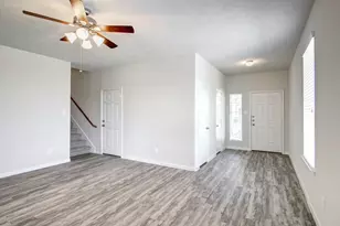 2855 Silver Tree, Houston, TX 77014 - Photo 9