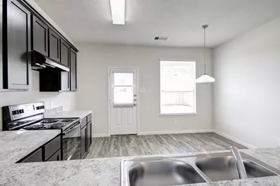 2855 Silver Tree, Houston, TX 77014 - Photo 5