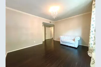 2111 Welch Street #B110, Houston, TX 77019 - Photo 11