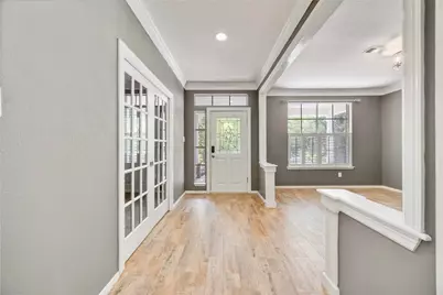 11 Alden Glen Court, The Woodlands, TX 77382 - Photo 9