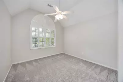 11 Alden Glen Court, The Woodlands, TX 77382 - Photo 35