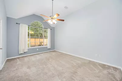 11 Alden Glen Court, The Woodlands, TX 77382 - Photo 23