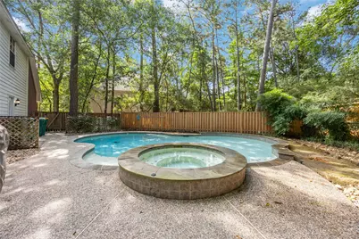 11 Alden Glen Court, The Woodlands, TX 77382 - Photo 41