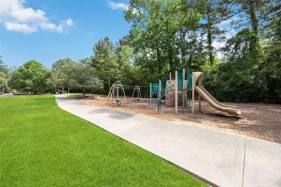 11 Alden Glen Court, The Woodlands, TX 77382 - Photo 47
