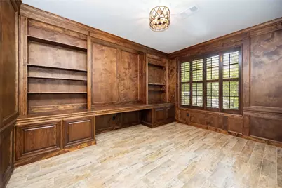 11 Alden Glen Court, The Woodlands, TX 77382 - Photo 13