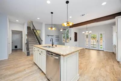 11 Alden Glen Court, The Woodlands, TX 77382 - Photo 17