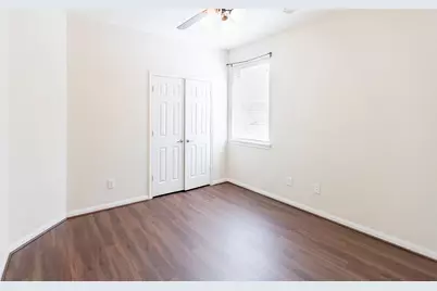 7003 Kendall Lake Court, Richmond, TX 77407 - Photo 11