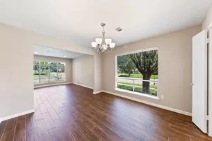 3042 Pecan Point Dr, Sugar Land, TX 77478 - Photo 7