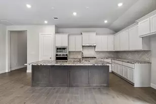 26120 Treetop Ter Ln, Montgomery, TX 77316 - Photo 5