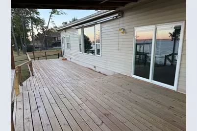 102 Bridgelanding, Onalaska, TX 77360 - Photo 9