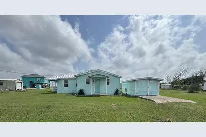 302 2nd Street, Palacios, TX 77465 - Photo 3