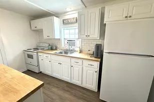 302 2nd St, Palacios, TX 77465 - Photo 19